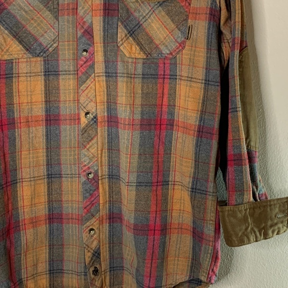 Legendary Whitetails Mens Shirt Jacket M Gray Tan Red Plaid Contrasting Cuff - Picture 6 of 13
